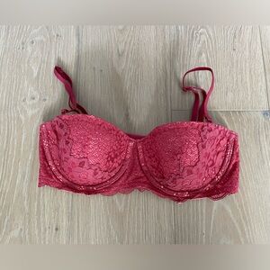 Victoria Secret Body by Victoria Lined Balconet Red Lace Bra - Size 32D - NWOT